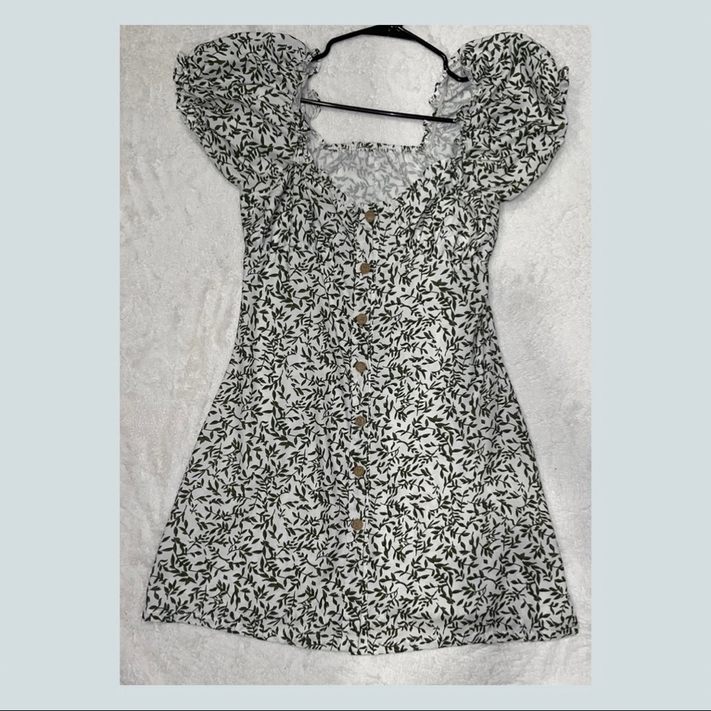 Wild Fable flowy floral print button down dress